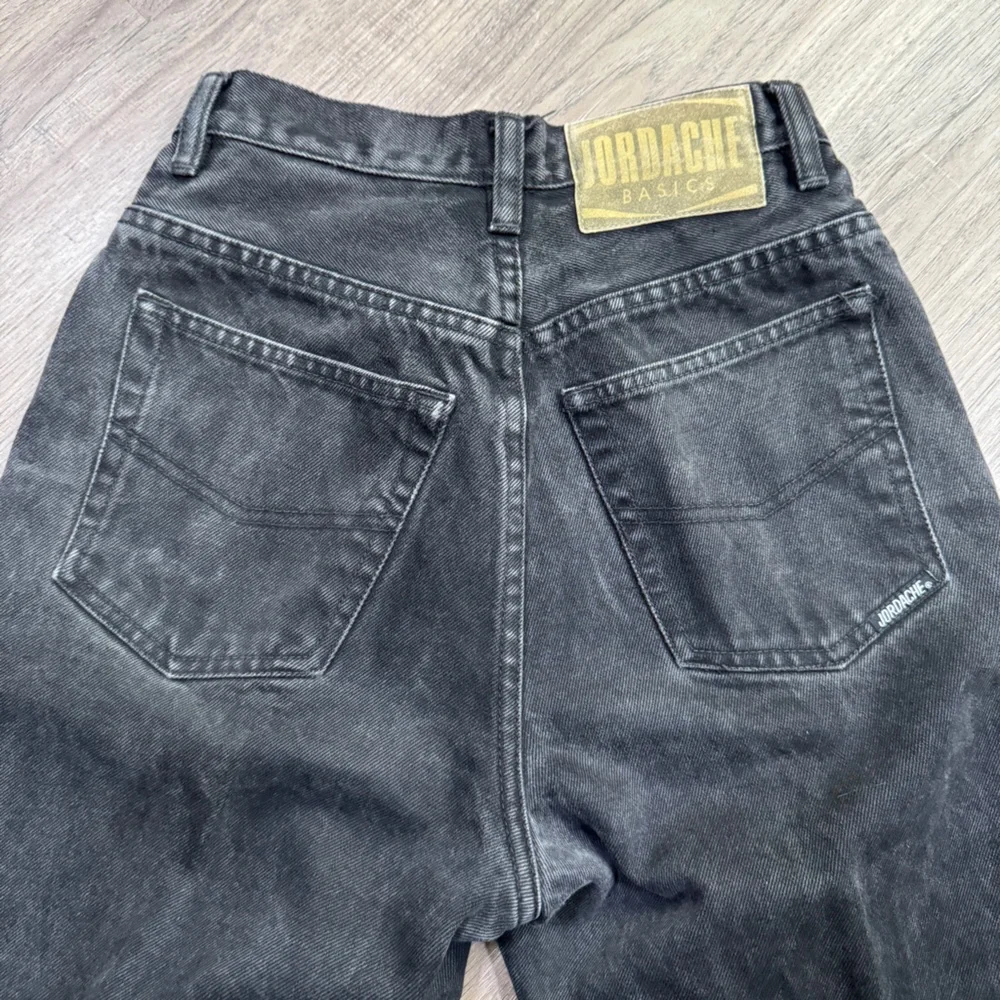 Jordache Vintage Basic Black Denim Jeans - Size 3/4 - Picture 9 of 12